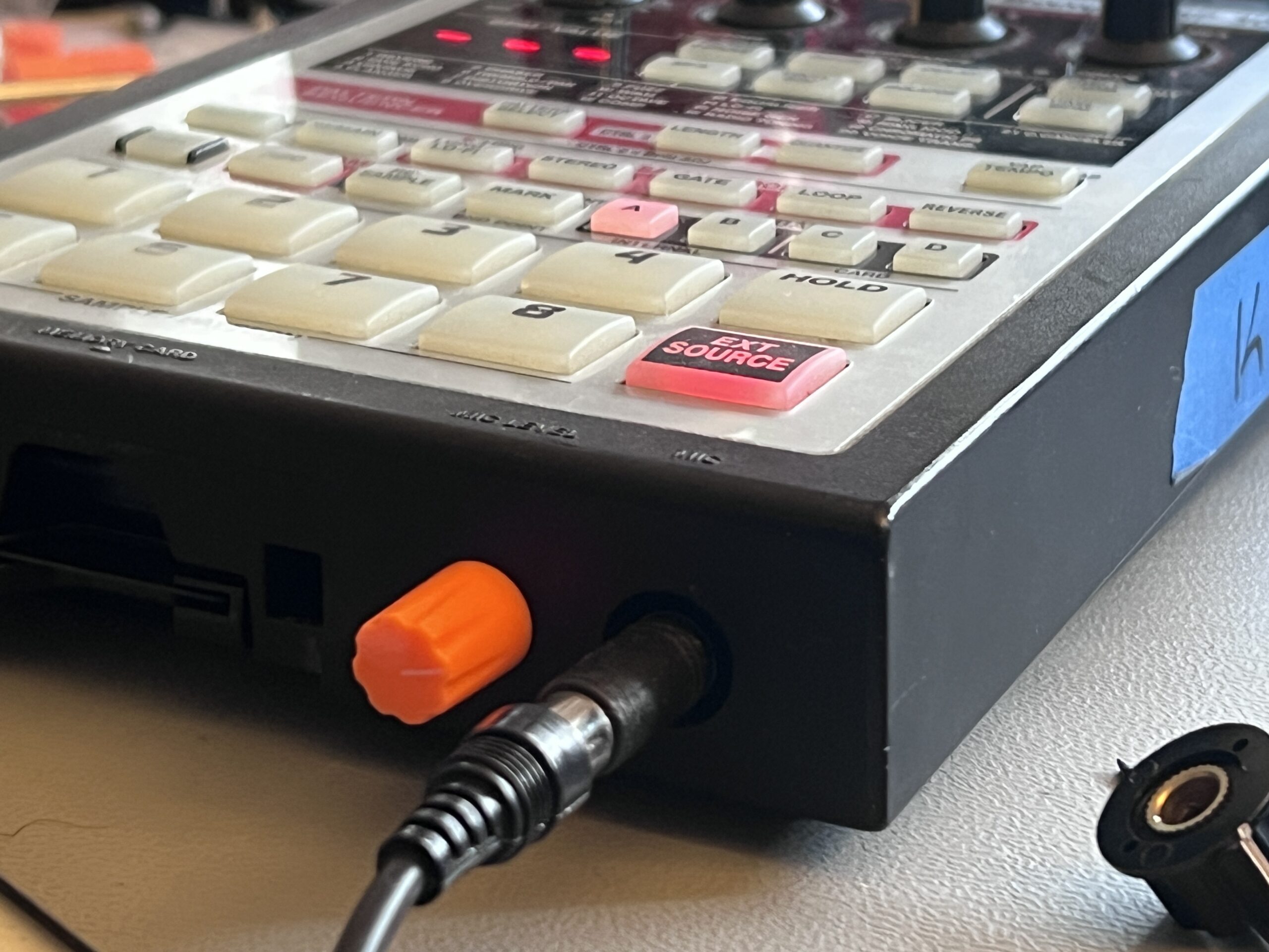 Boss SP-303